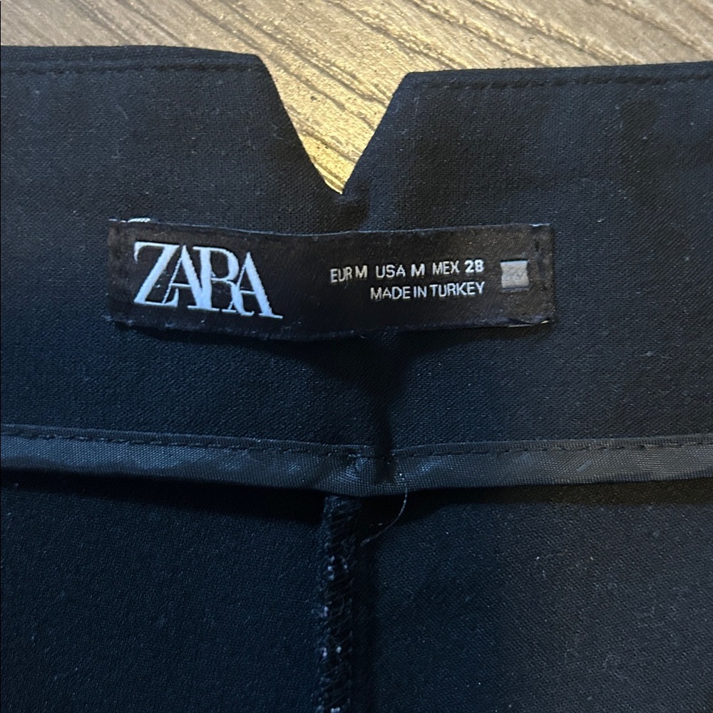 ZARA Women's Black Tailored Ankle Pants - Picture 3 of 3